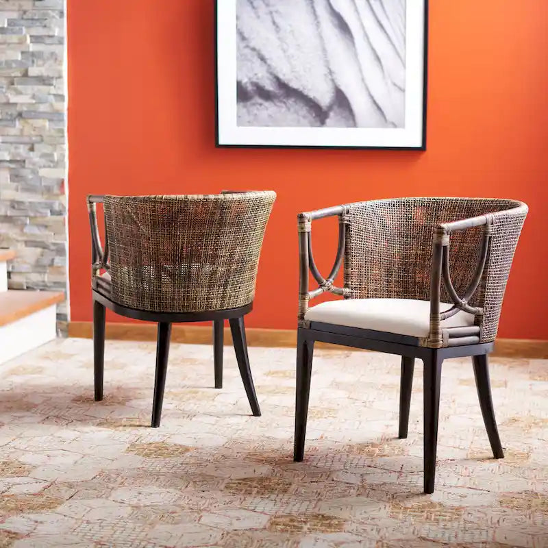 SAFAVIEH Olafia Dining Brown/ Black Arm Chair - 22.3  x 23.3  x 31.5  - 22Wx23Dx32H