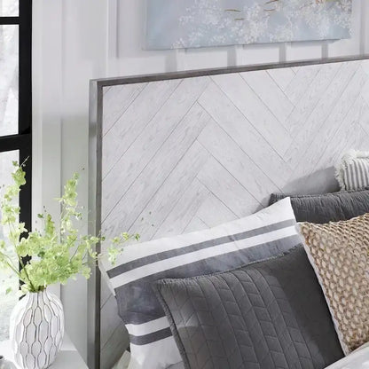 Modern Farmhouse White Metal Bed Frame, Vintage-Inspired Design